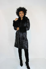 Load image into Gallery viewer, Glossy Quilted Floral Wrap Coat
