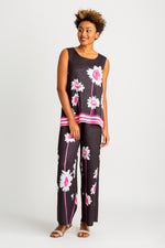 Load image into Gallery viewer, Abstract Long-Stem Floral Crinkle  Tank Black/Hot Pink
