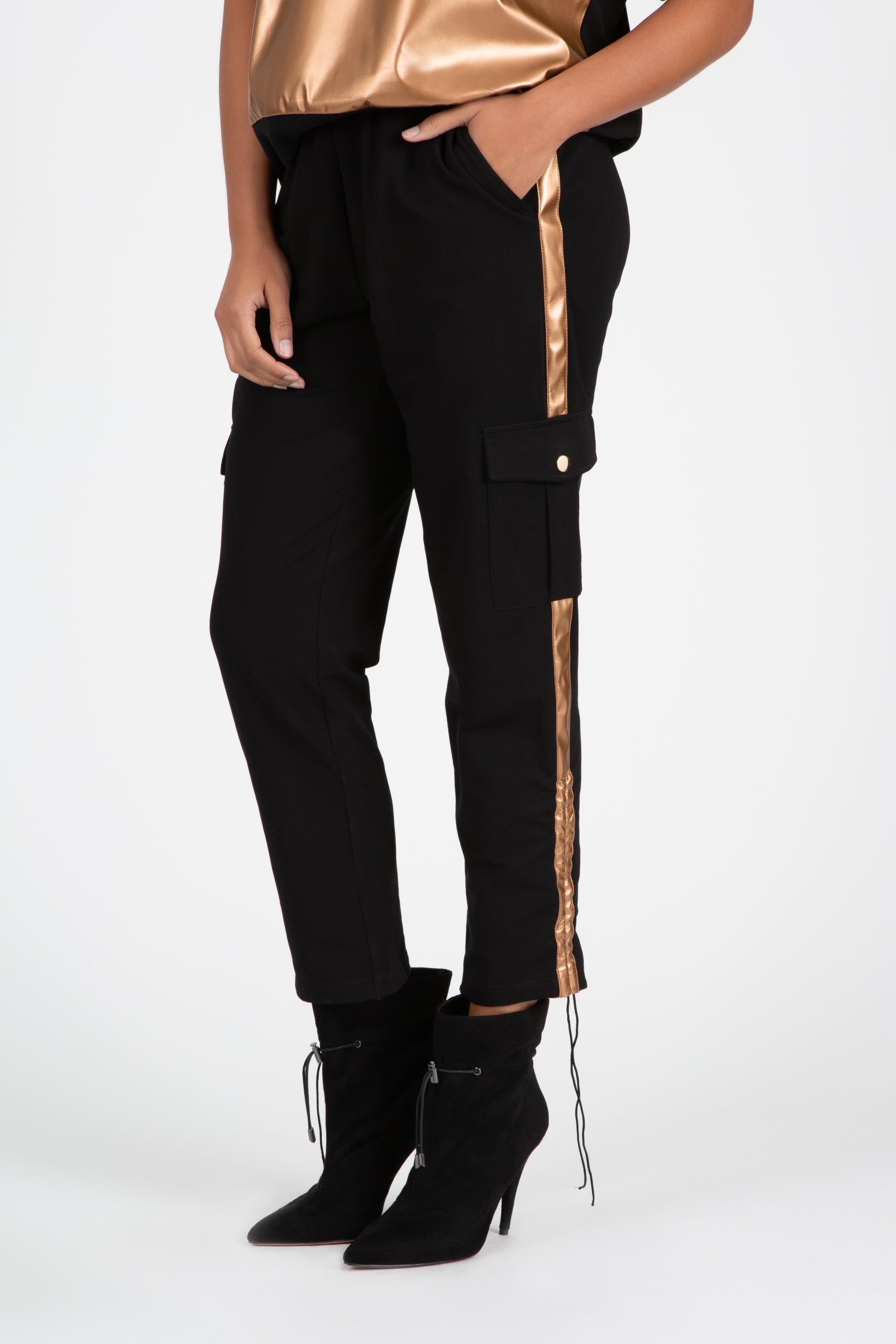 Knit Cargo Pant w Faux Leather Side Strip Black/Bronze