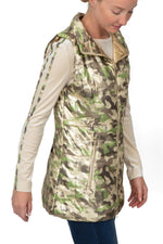 Load image into Gallery viewer, Camou Foil Puffer Vest
