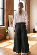 Load image into Gallery viewer, The Essential Linen Wide Leg Pant 3 Colors
